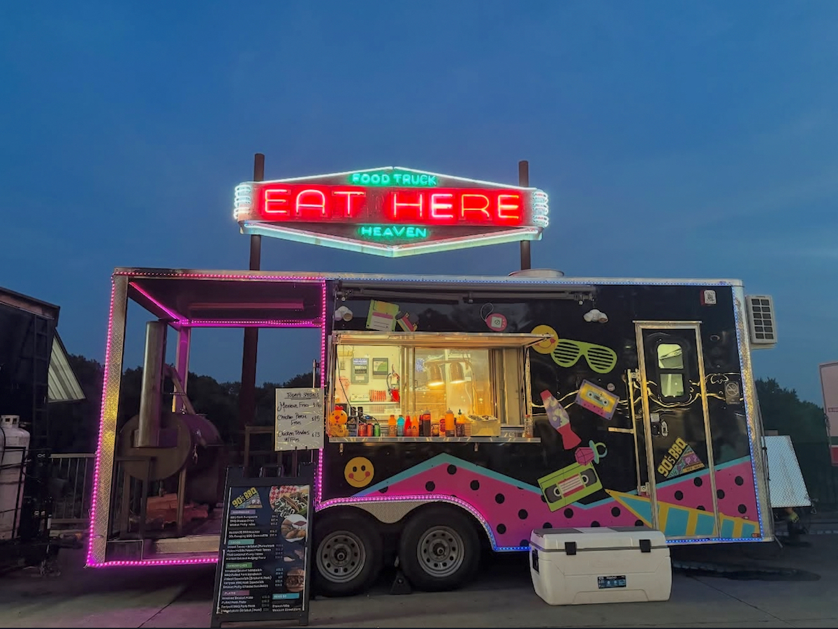 The 90s BBQ food truck is decked out with retro decor. | Photo by 90s BBQ