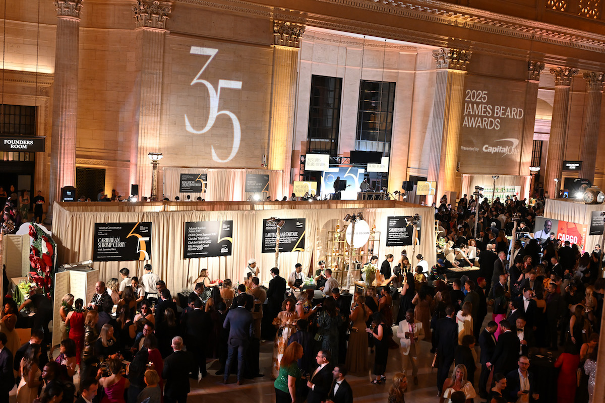 Scenes from inside Lyric Opera in Chicago during the 2025 James Beard Awards. | Photo by Daniel Boczarski/Getty Images for James Beard Foundation