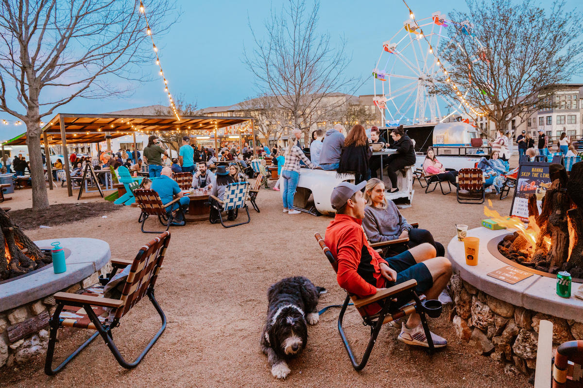 Truck Yard’s whimsical environs are a treat for humans and dogs alike. | Photo by Kearstin Kimmel