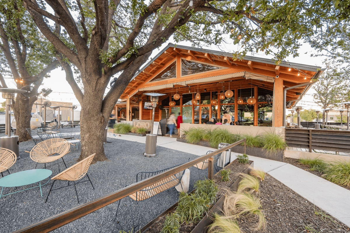 Loro’s Addison outpost offers ample room to dine al fresco with your pup. | Photo by Hai Hospitality